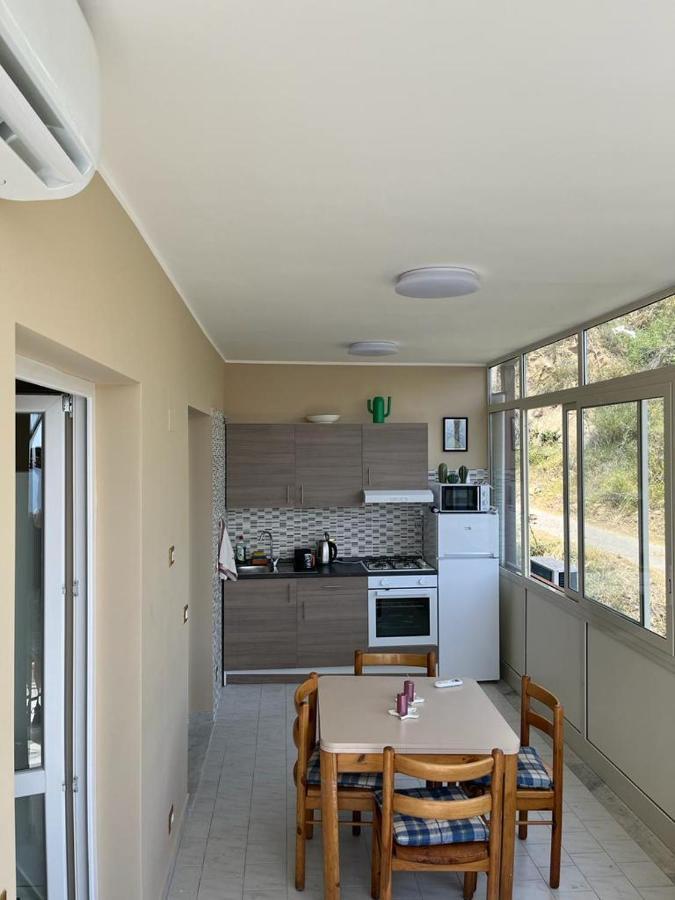 Apartamento Casa Vacanze Luna Letojanni Exterior foto